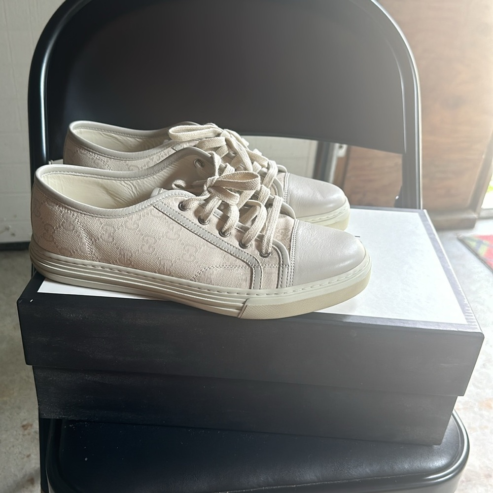 Gucci Cream Sneakers - Picture 2 of 6